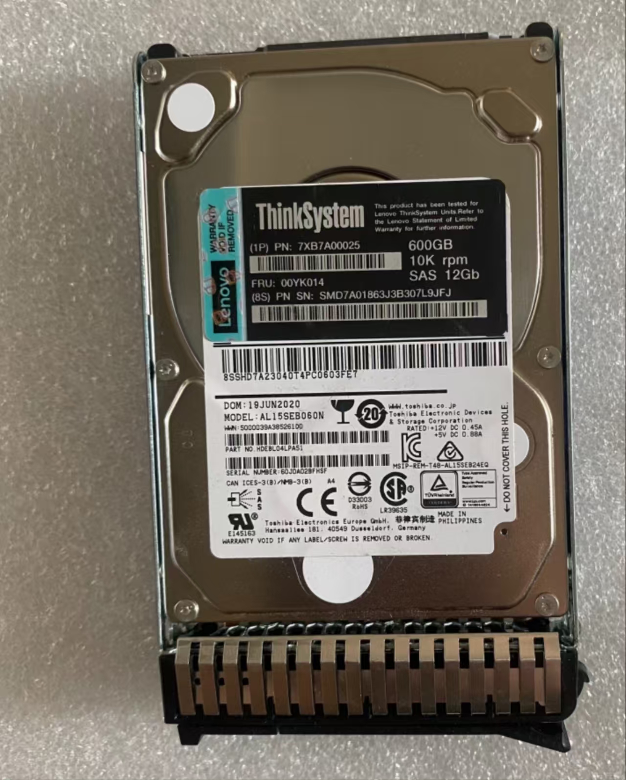 服务器硬盘扩容服务（含服务器双活配置，重构raid、8块600GB 10K 12Gbps SAS 2.5